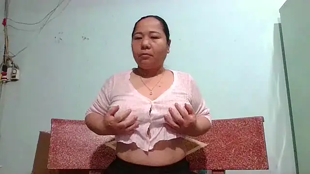 Queen 18200 online show from 03/28/26, 10:22