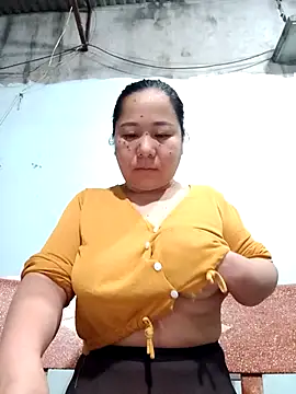 Queen 18200 online show from 12/17/25, 09:42