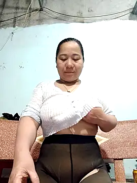 Queen 18200 online show from 02/15/26, 09:58