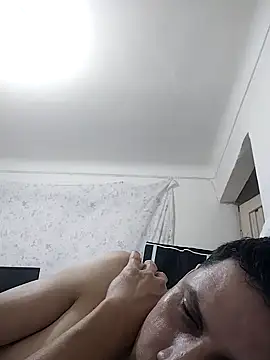 Antoniopow32 online show from 10/08/25, 09:59