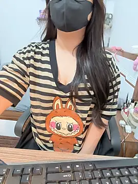 Jenni nana online show from 03/05/25, 02:36