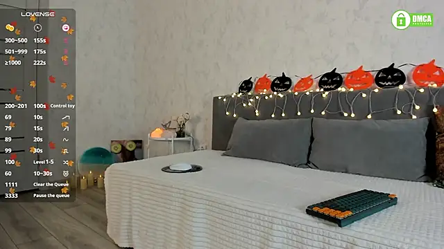 pretty yong cat online show from 11/02/25, 02:11