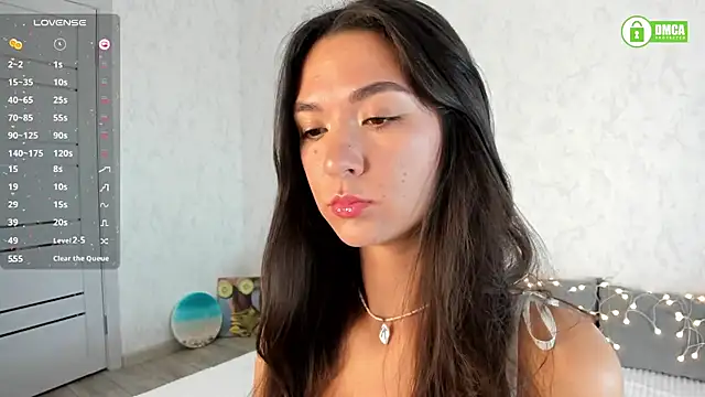 pretty yong cat online show from 09/12/25, 02:17