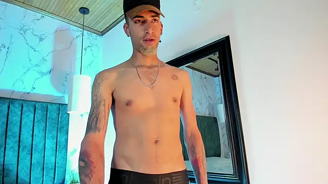 DrakeNeumann online show from 09/29/25, 03:35