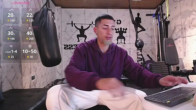 DrakeNeumann online show from 09/28/25, 03:57