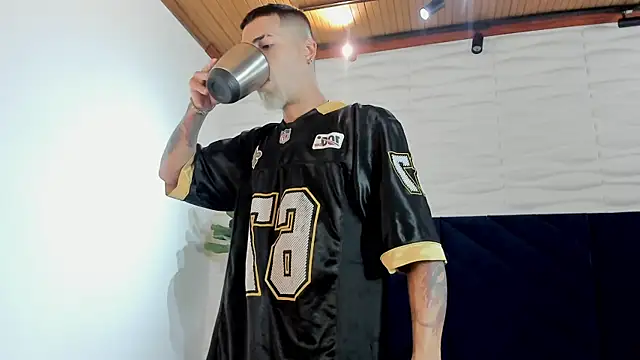 DrakeNeumann online show from 10/13/25, 03:30