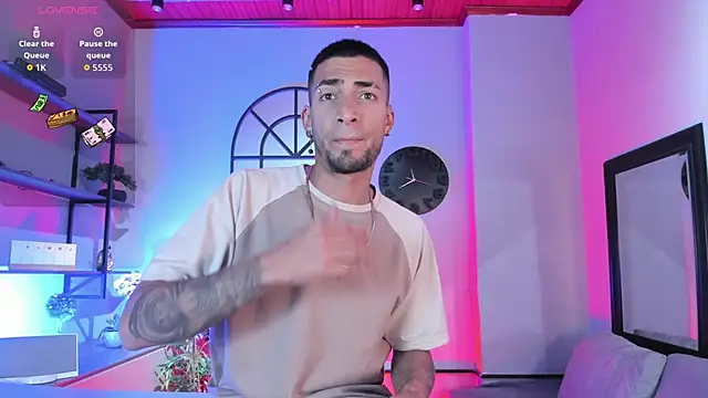 DrakeNeumann online show from 12/14/25, 03:35