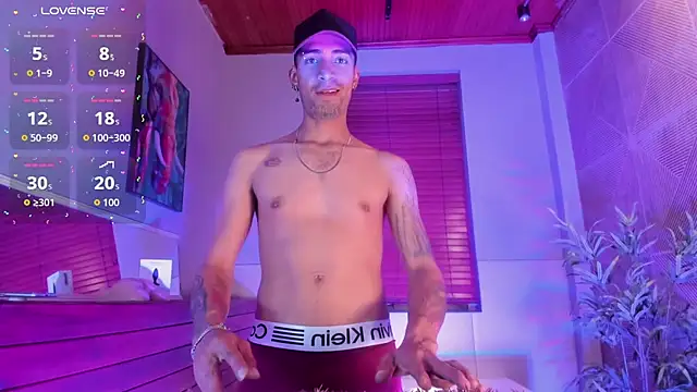 DrakeNeumann online show from 09/30/25, 03:56