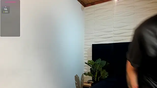 DrakeNeumann online show from 10/04/25, 03:41