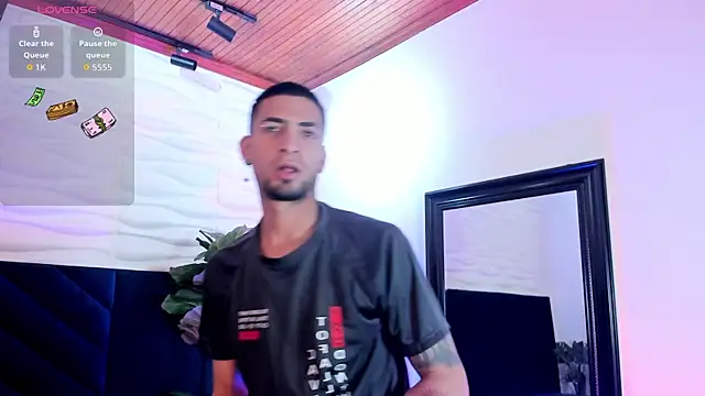 DrakeNeumann online show from 12/15/25, 03:34