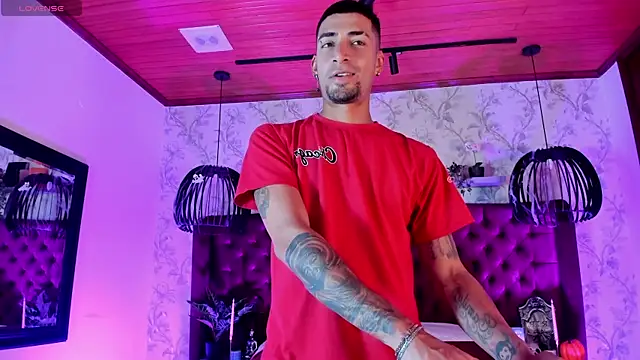 DrakeNeumann online show from 11/03/25, 03:56