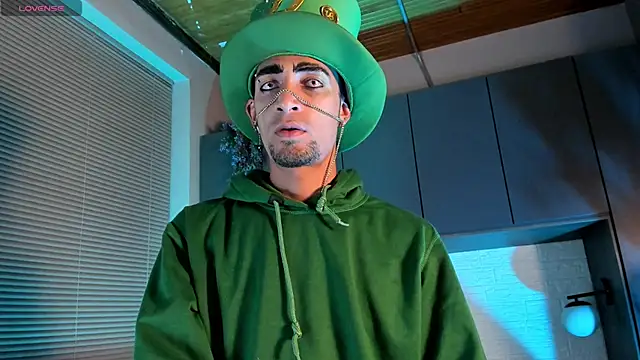 DrakeNeumann online show from 10/29/25, 03:49