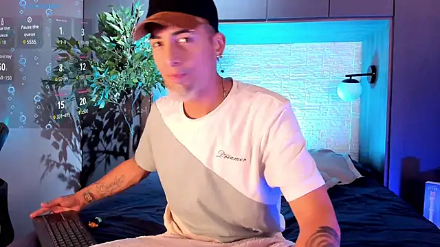 DrakeNeumann online show from 10/20/25, 03:30