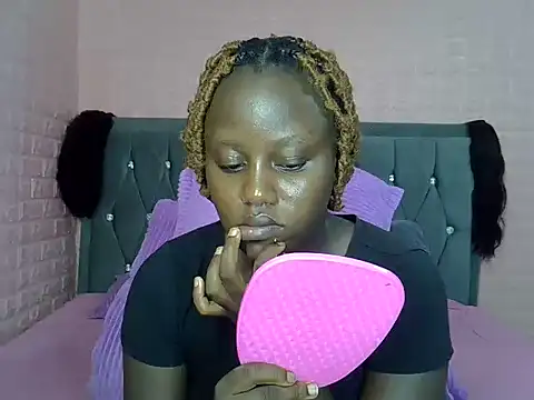 sexybree  online show from 04/14/26, 11:21