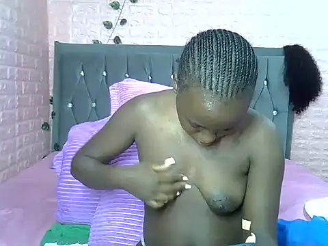 sexybree  online show from 11/28/25, 07:19