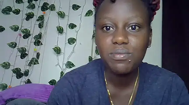 Snapshot of sexybree_ chatting on 02/21/25, 11:01 sexybree online show from 02/21/25, 11:01