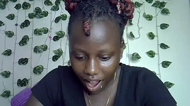 Snapshot of sexybree_ chatting on 02/10/25, 12:08 sexybree online show from 02/10/25, 12:08
