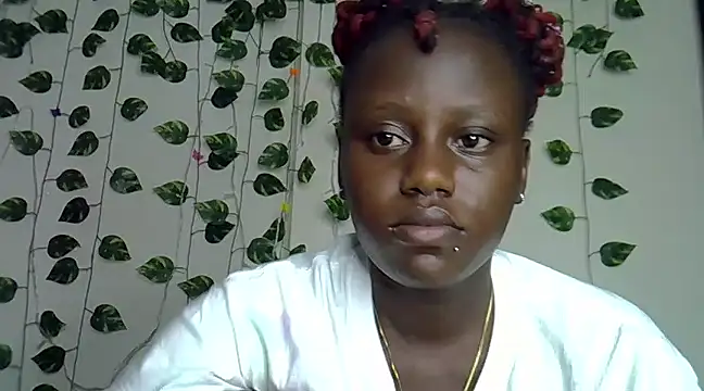 Snapshot of sexybree_ chatting on 02/14/25, 07:12 sexybree online show from 02/14/25, 07:12