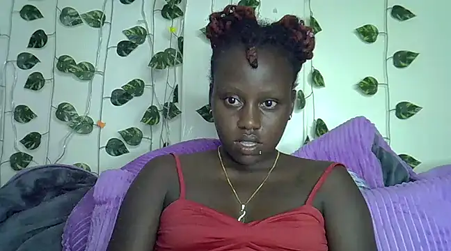 Snapshot of sexybree_ chatting on 02/20/25, 12:08 sexybree online show from 02/20/25, 12:08