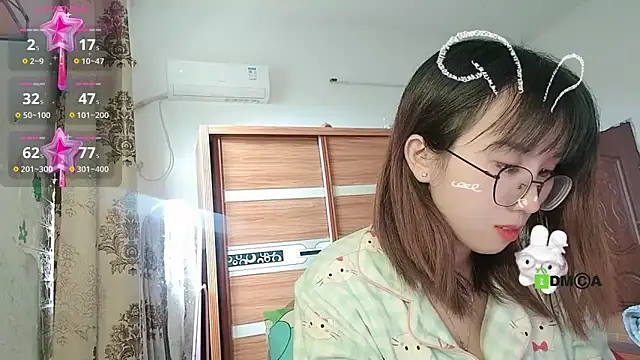 Lili 666 online show from 10/31/25, 01:46