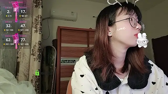 Lili 666 online show from 11/30/25, 09:37