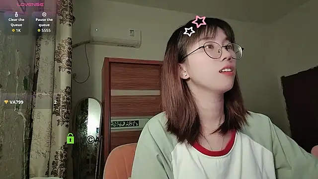 Lili 666 online show from 10/03/25, 06:20