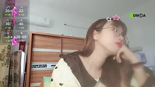 Lili 666 online show from 03/30/26, 07:43