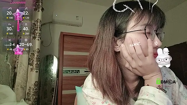 Lili 666 online show from 11/04/25, 04:22