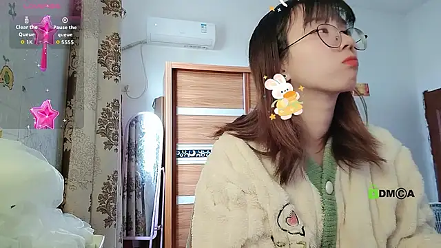 Lili 666 online show from 12/05/25, 02:32