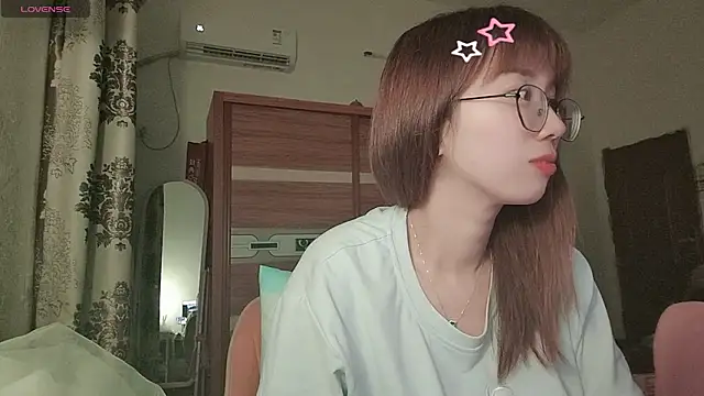 Lili 666 online show from 04/20/26, 03:35