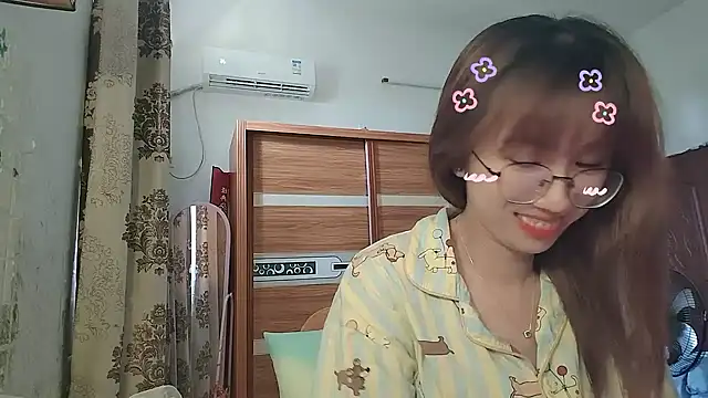Lili 666 online show from 05/25/26, 06:01