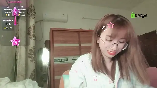 Lili 666 online show from 02/07/26, 06:05