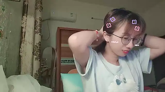 Lili 666 online show from 05/31/26, 03:40