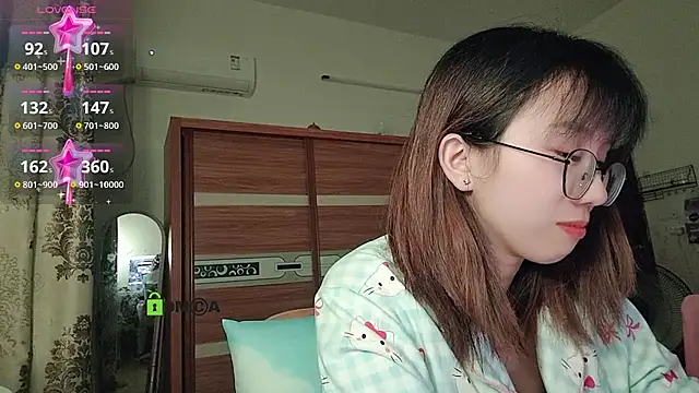 Lili 666 online show from 10/25/25, 05:13