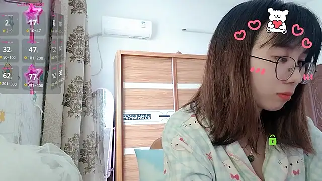 Lili 666 online show from 11/12/25, 05:33