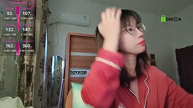 Lili 666 online show from 10/24/25, 10:53