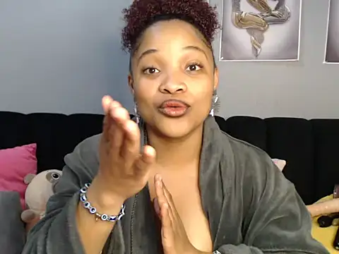 CREAMYCUPCAKExxx online show from 07/05/26, 04:19