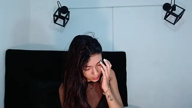 srta luciana online show from 10/11/25, 12:39