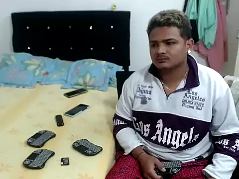 Boycuriousxxx online show from 11/24/25, 11:21