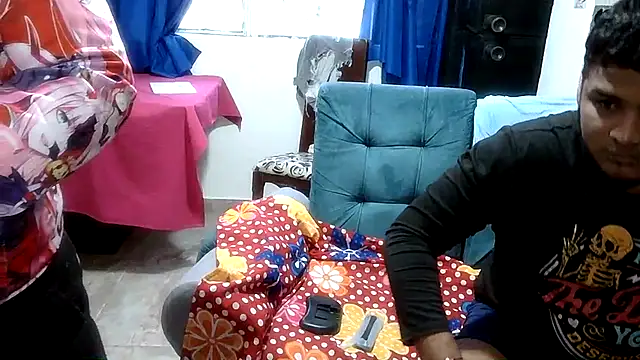 Snapshot of Boycuriousxxx chatting on 07/08/26, 10:43 Boycuriousxxx online show from 07/08/26, 10:43