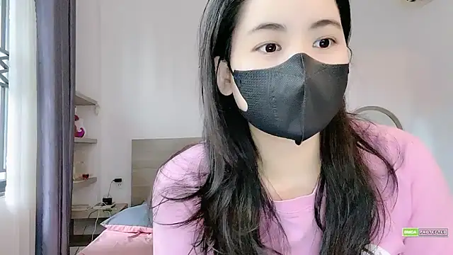 Na baby online show from 12/23/25, 06:23