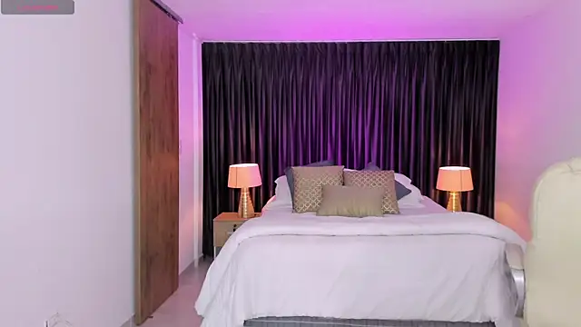 karlaa james online show from 03/12/25, 03:24