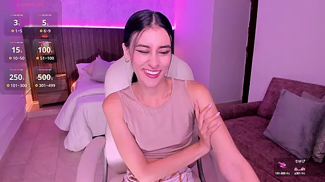 karlaa james online show from 09/20/25, 11:04