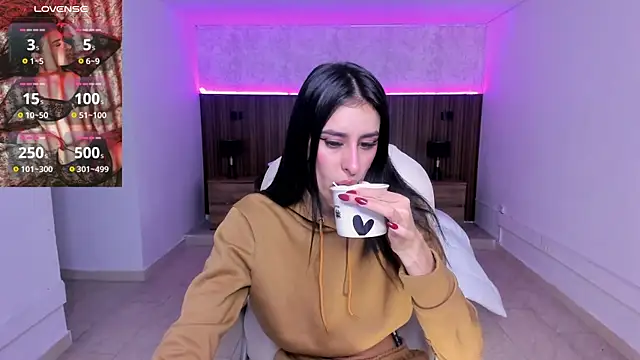 Snapshot of karlaa_james chatting on 01/19/26, 11:03 karlaa james online show from 01/19/26, 11:03