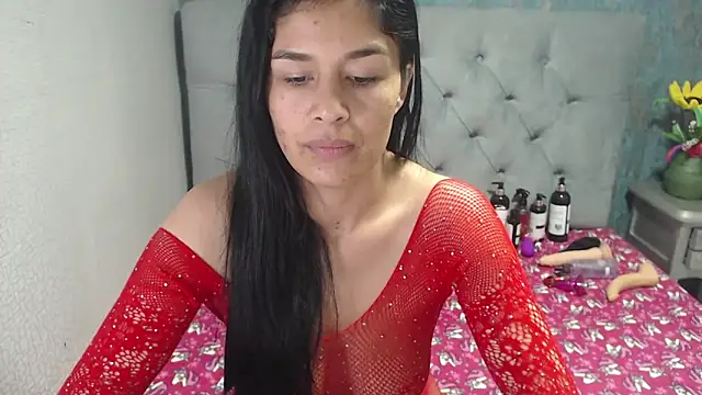 Snapshot of ginasailor chatting on 04/14/26, 04:28 ginasailor online show from 04/14/26, 04:28