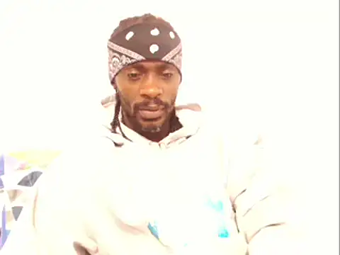 Snapshot of phillip-hot chatting on 02/19/25, 02:33 phillip-hot online show from 02/19/25, 02:33