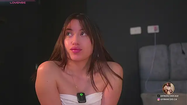 eimy22 online show from 11/04/25, 10:02