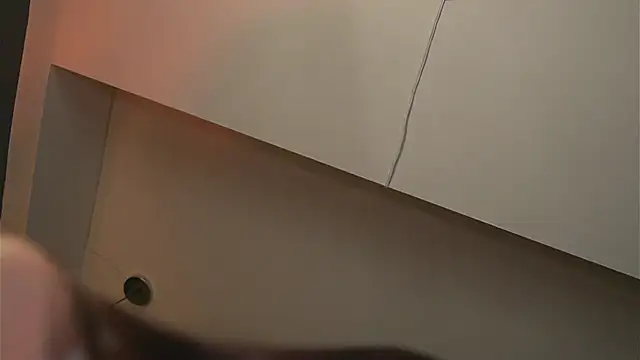 eimy22 online show from 03/05/25, 10:10