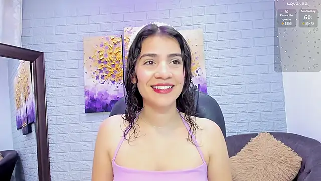 Miranda doll  online show from 10/09/25, 12:06