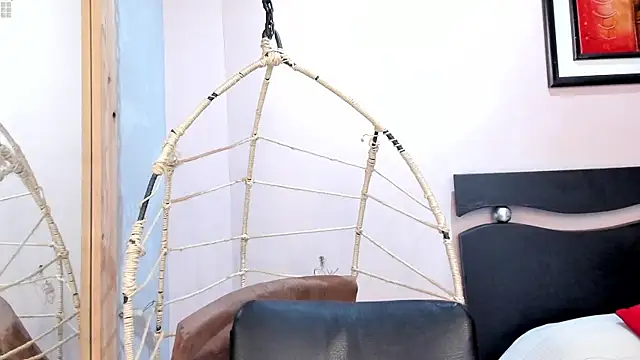 Miranda doll  online show from 03/30/26, 12:06